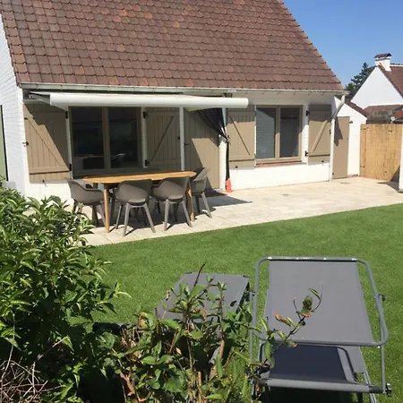 Semesterbostad 007 *